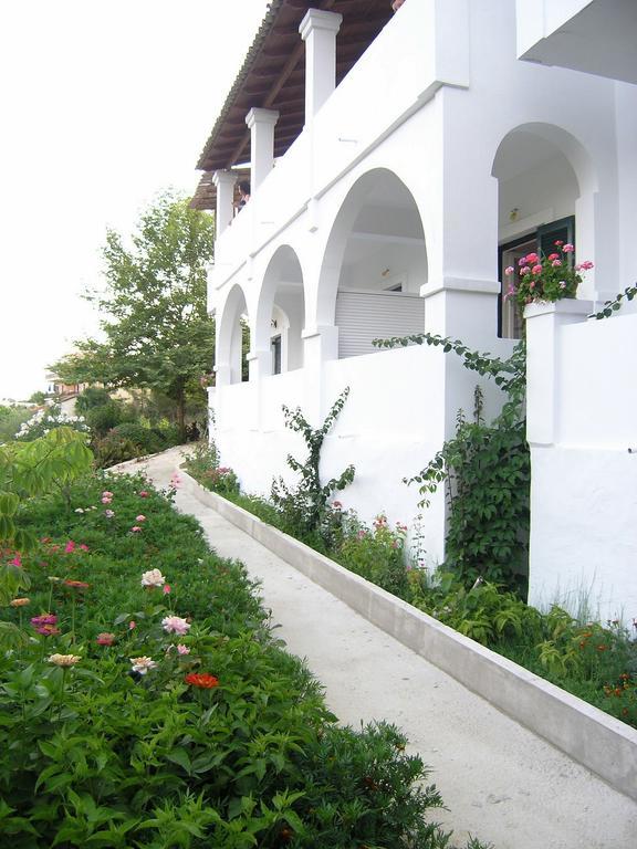 Villa Anneta Vitalades Exterior photo